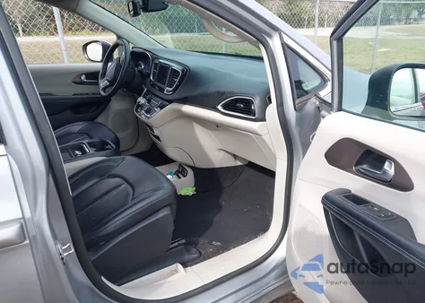 2021 Chrysler Voyager Lxi из США, поврежденный, VIN 2C4RC1DG6MR508822